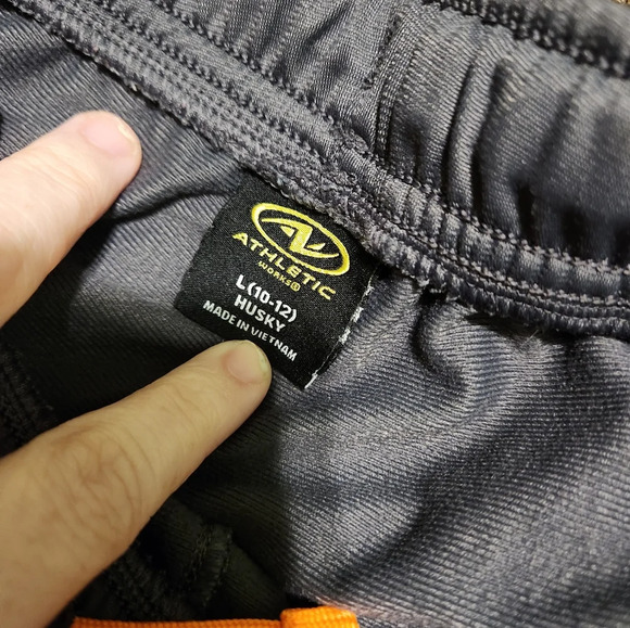 ๐3/$10 Boy's 4 Piece Lot 10/12 Large Clothing - Picture 6 of 12